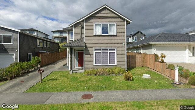13 Colonial Drive