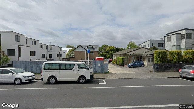 Street view of 1/92 Manukau Road
