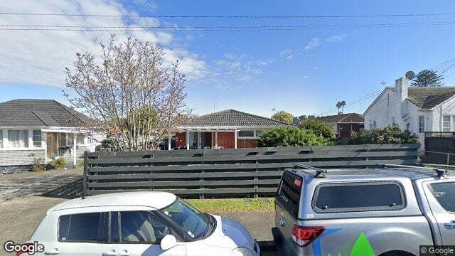 Street view of 9 Lynton Road