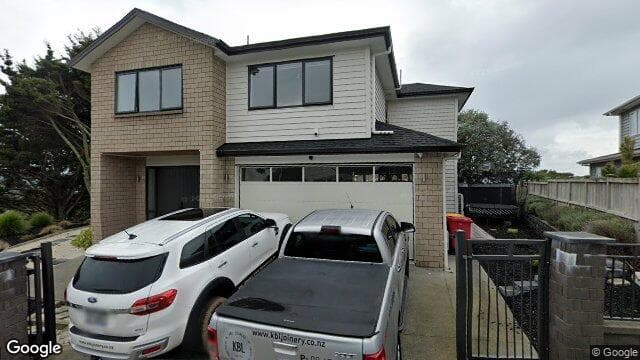 30 Spyglass Street