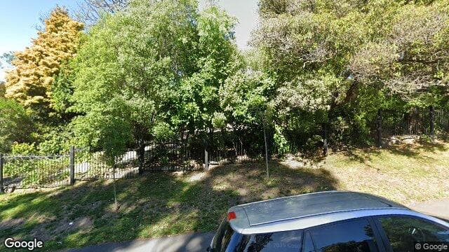 5 Macmillan Avenue