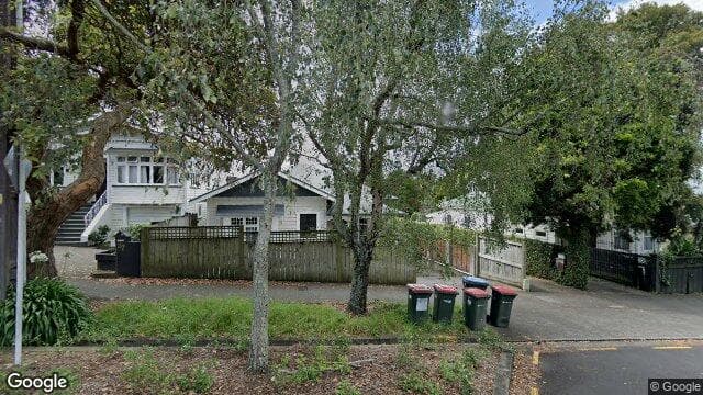 1/25 Seccombes Road