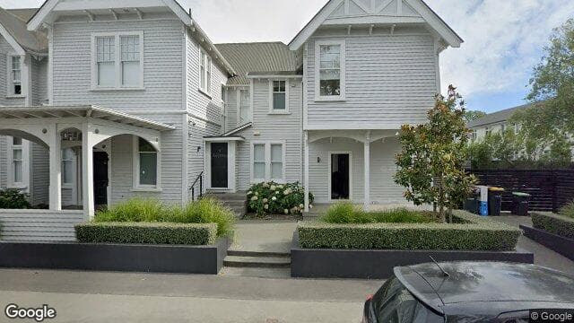 6/7 Beverley Street
