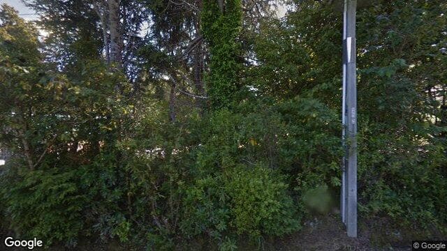 23A Crest Road