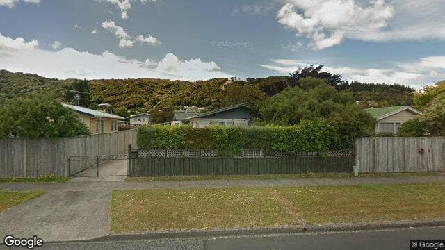 Street view of 52 Meremere Street