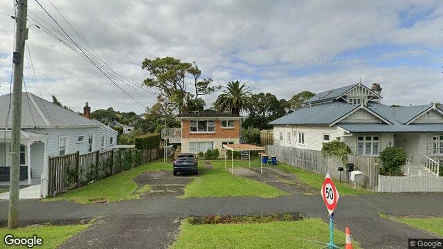 1/31 Ewen Alison Avenue