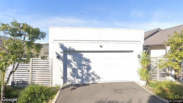 32 Scoria Close