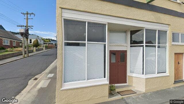 Street view of 46 Signal Hill Road