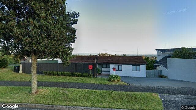 51 Brookfield Terrace - Brookfield