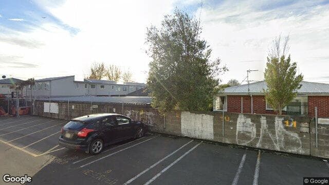 3/23 Newnham Terrace