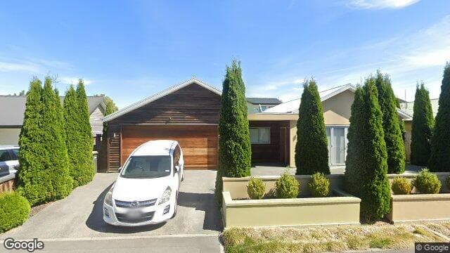 6B Birchwood Cl