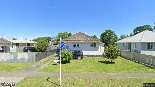 Street view of 199 Lytton Road