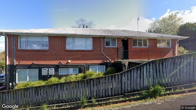 4/68 Mahoe Street