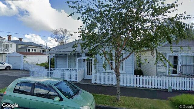 1/11 Leighton Street