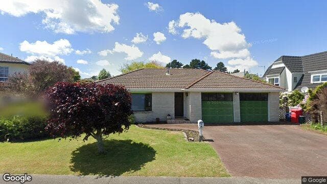7 Norfolk Drive
